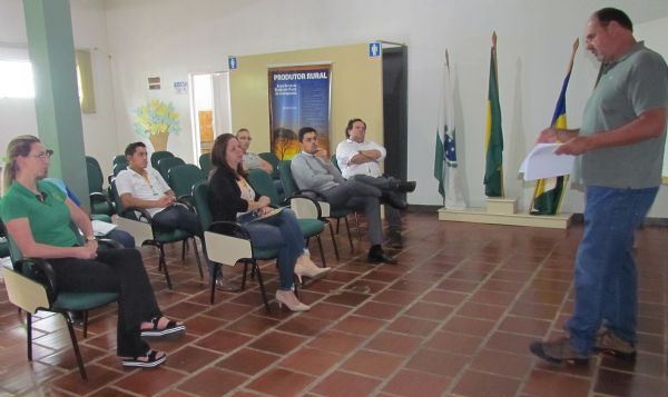 Sindicato Rural de Guarapuava fecha estrutura f&iacute;sica da Extens&atilde;o de Base Cantagalo