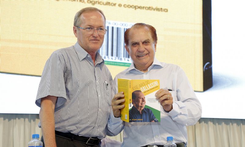 Livro histórico para a atual e futuras gerações