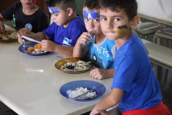 Programa Agrinho: "Rádio Comilão" impacta no aprendizado dos alunos