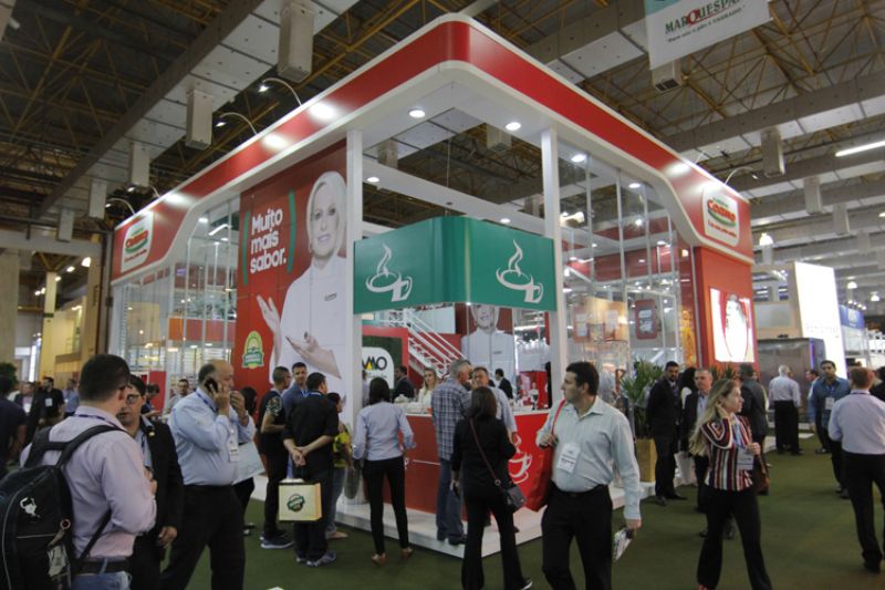 Coamo recebe milhares de pessoas na Apas Show 