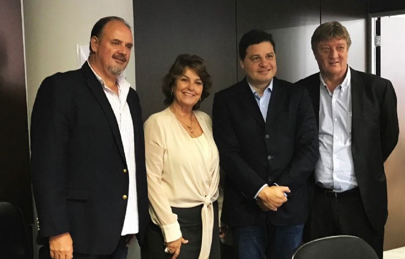 Alargamento da PR-364 (estrada para Goioxim) é solicitado em reunião