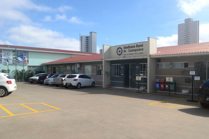 Sindicato Rural realiza plantão sobre salário-educação e cédula rural