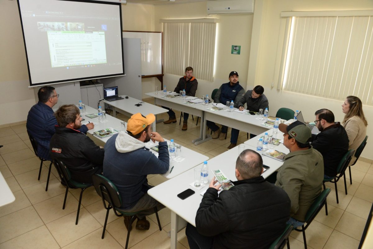 Sindicato Rural sedia painel do Campo Futuro, da CNA, para levantamento de custos de produção de batata