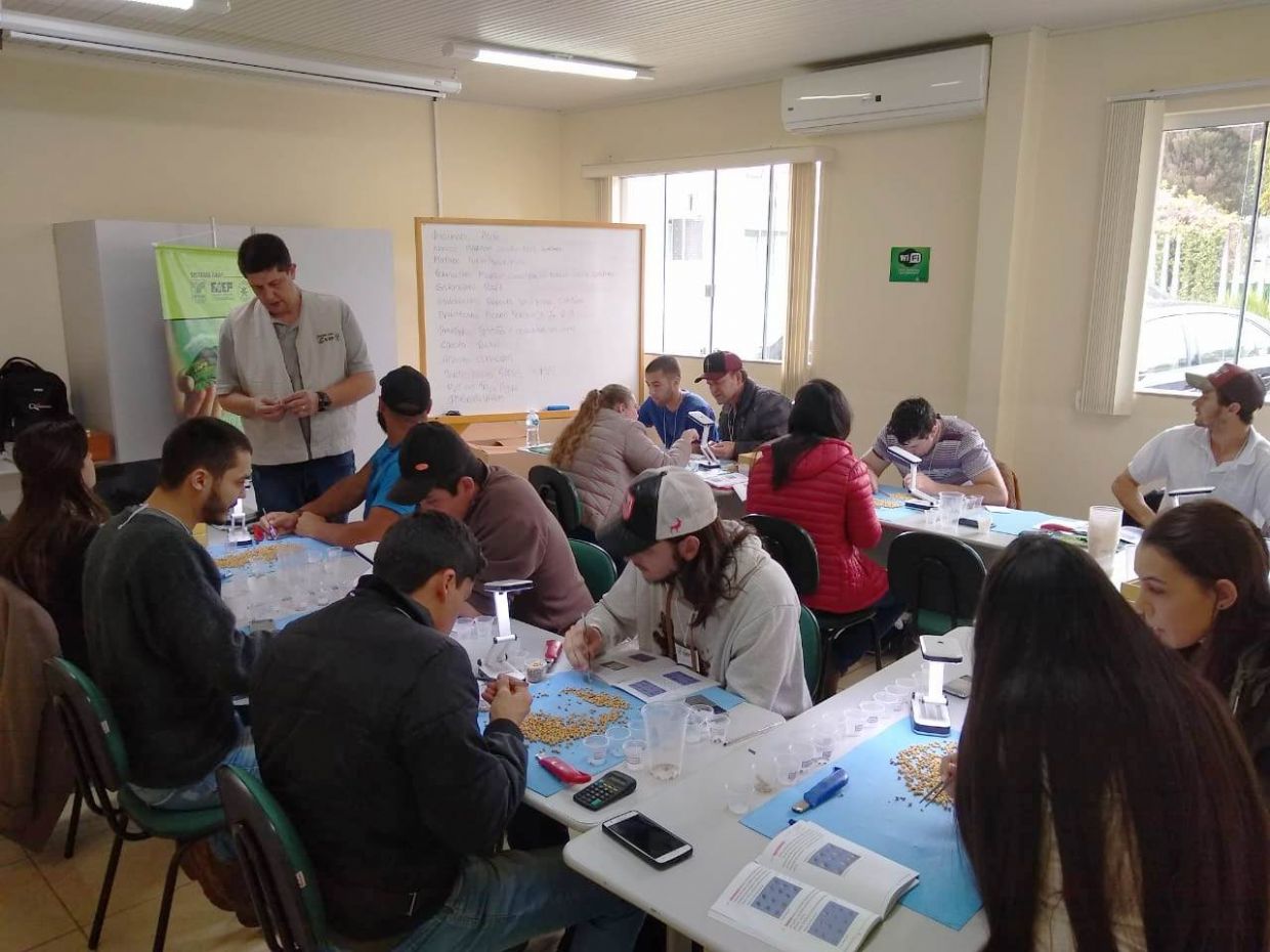 Sindicato Rural e SENAR-PR divulgam cursos de novembro 