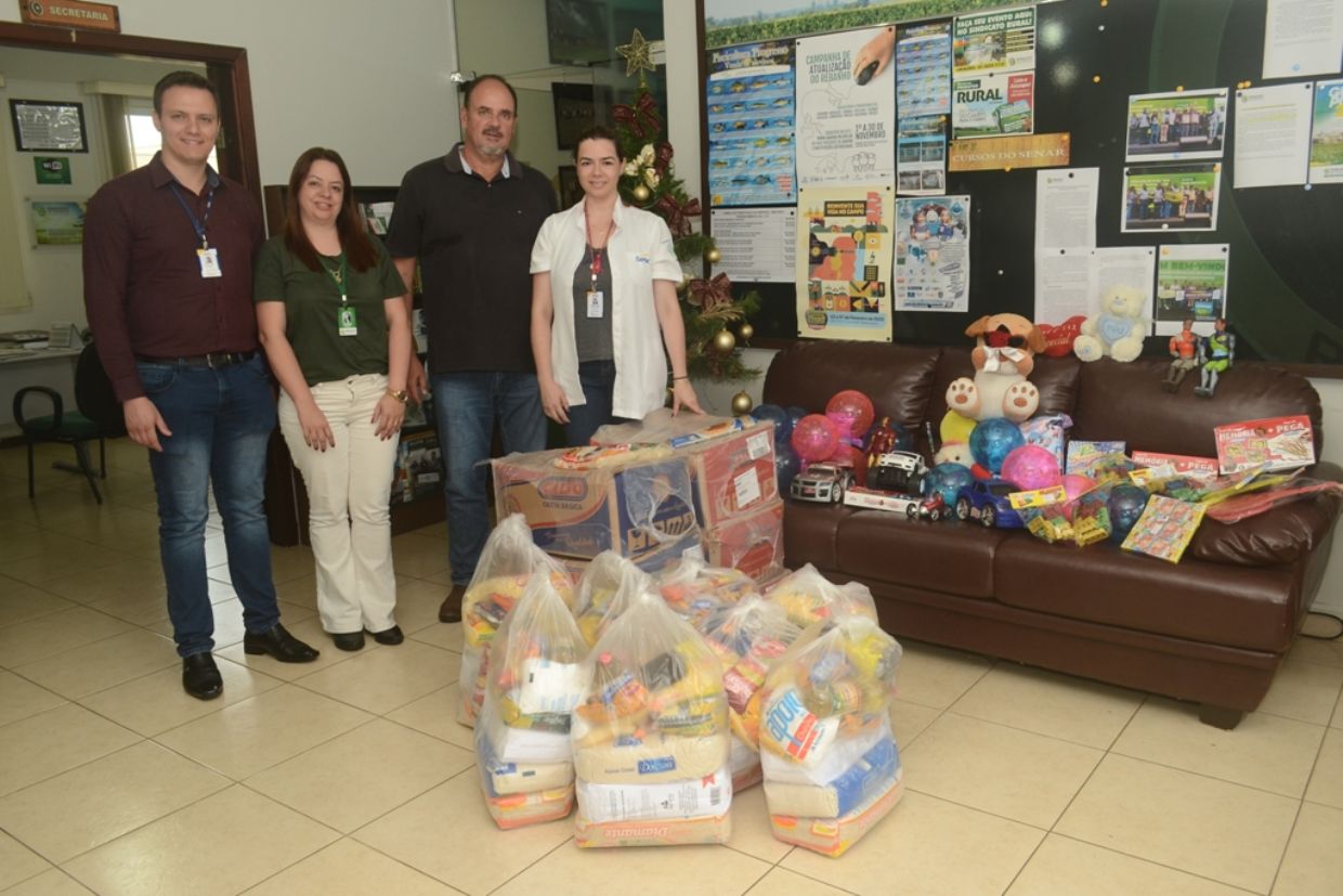 Sindicato Rural entrega donativos para o Natal Solidário de Guarapuava
