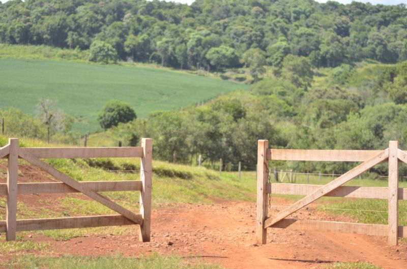 Como se proteger do coronavírus dentro da porteira?