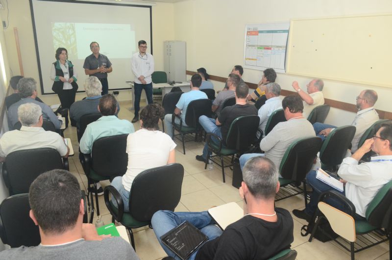 Sindicato Rural sedia curso do SENAR-PR para atualização de instrutores sobre manejo integrado de pragas e doenças