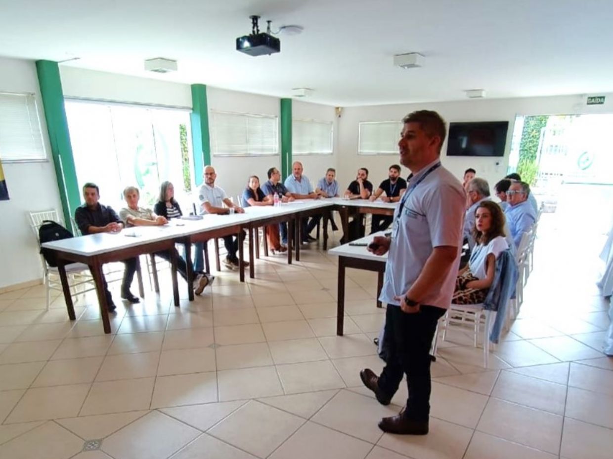 Conselho Mesorregional Centro, do IDR-PR, se reúne no Sindicato Rural de Guarapuava