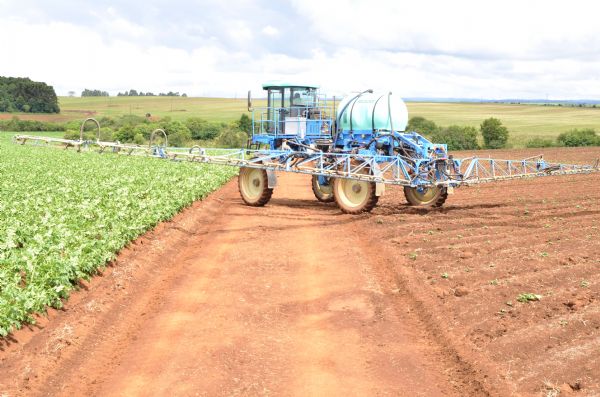 Escolha correta de adjuvante agr&iacute;cola impacta no bolso do produtor