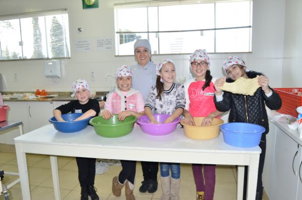 Curso Chefe Kids &eacute; uma op&ccedil;&atilde;o para divertir as crian&ccedil;as nas f&eacute;rias