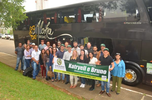  Caravanas do Sindicato Rural de Guarapuava participam da final do Empreendedor Rural